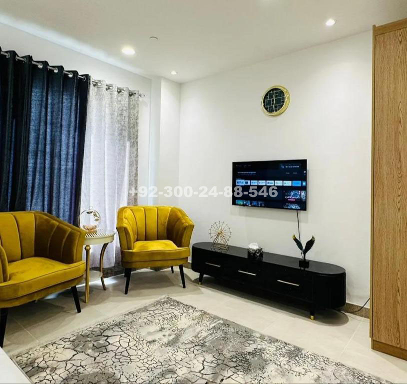 Apartment on Rent in Bahria Town Lahore