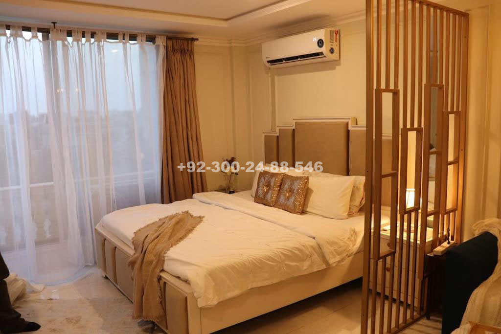 Apartment on Rent in Bahria Town Lahore